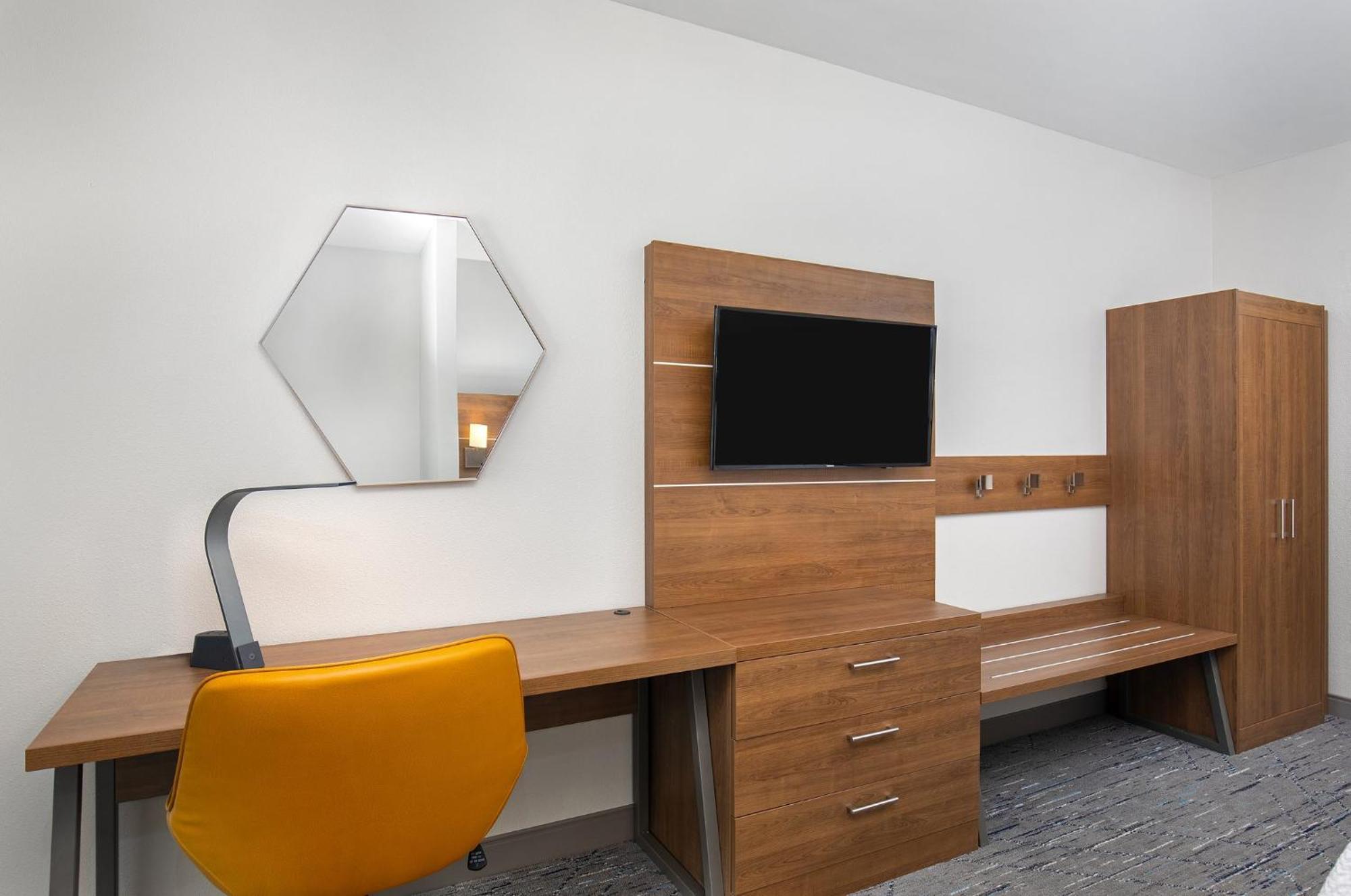 Holiday Inn Express & Suites - Carrollton West By Ihg Kültér fotó